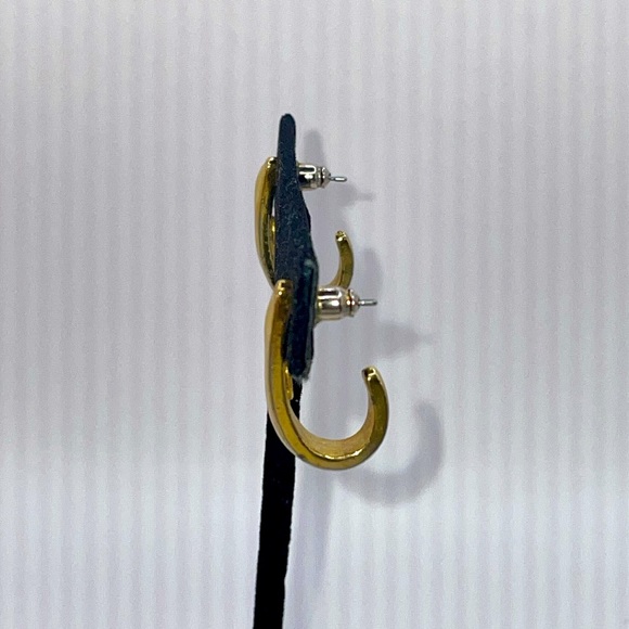 Vintage Gold Tone Beige Enamel Dangle Drop Statement Earrings - Picture 2 of 3